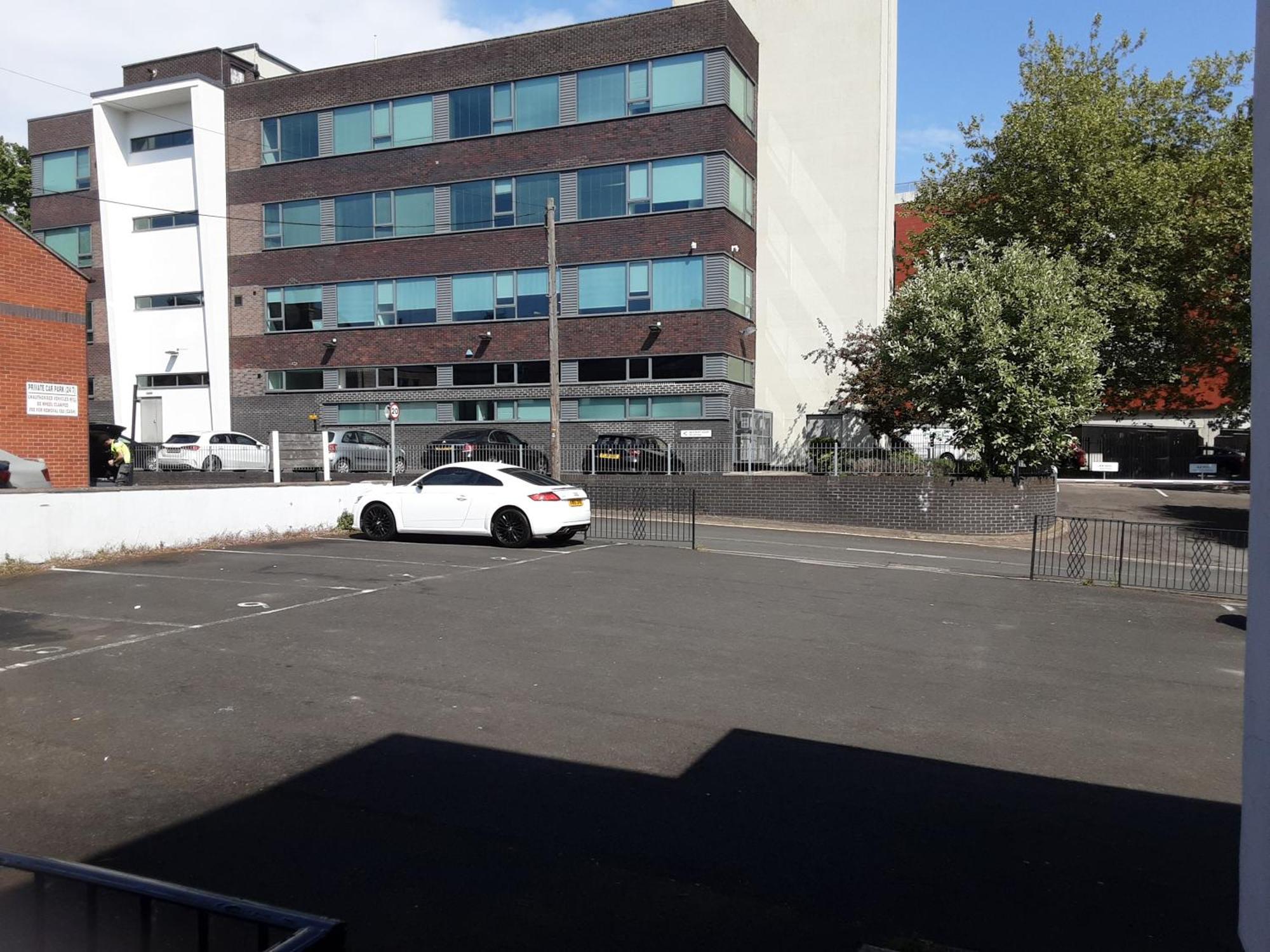 Quiet 2 Bedroom Flat In Darlington With Free Parking, Wi-Fi And More Bagian luar foto